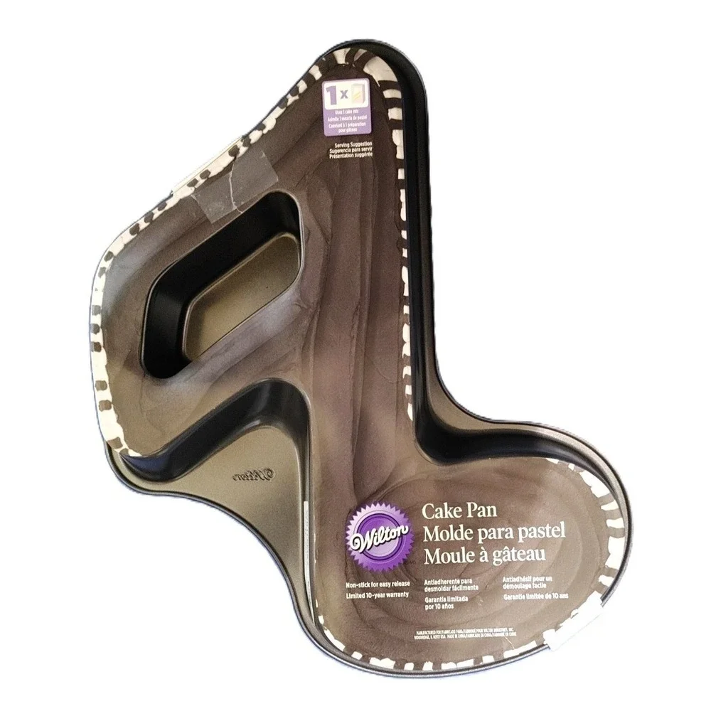 Wilton - Music Note Cake Pan - 13